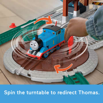 Thomas & Friends Load & Launch Barrel Delivery Set By Fisher-Price & Classic Motorized Toy Train