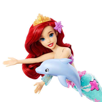 Disney Princess Ocean Friends Ariel Swimming Mermaid Doll With Squirt Toy, Figure & 4 Accessories - Imagen 5 de 6
