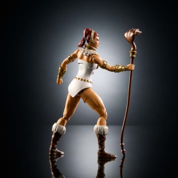 マスターズ・オブ・ザ・ユニバース PCS Teela スタチュー フィギュア Amazon.com: Masters of the Universe: Revolution Masterverse