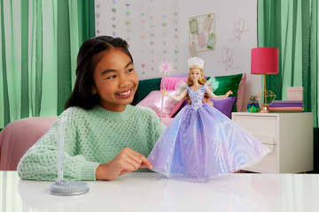 Wicked For Good グリンダ デラックスファッションドール　マテル Wicked Deluxe Glinda Fashion Doll and Accessories | Mattel