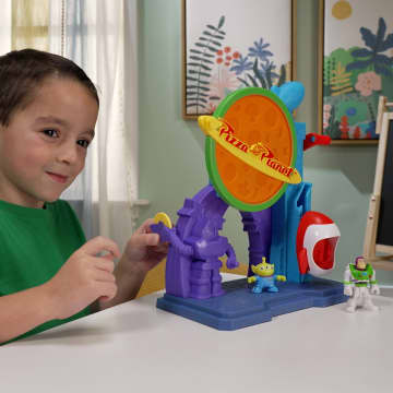 Imaginext Toy Story Pizza Planet Playset | Mattel