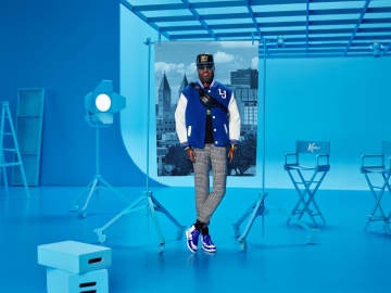 Barbie Signature Lebron James Kenbassadors Doll Collectible With Varsity Jacket Outfit & Accessories - Coming Soon - Imagem 2 de 6