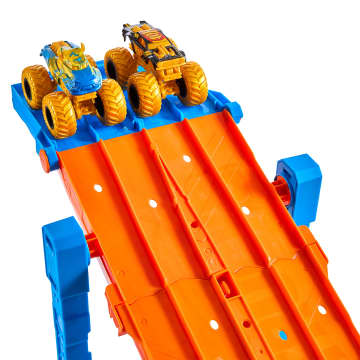 HOT WHEELS Monster Trucks DUAL TERRAIN RACEWAY | Mattel