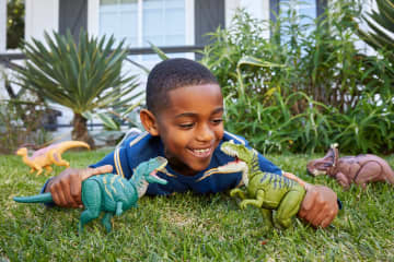 Jurassic World Dinossauro de Brinquedo Rugido Selvagem Ceratosaurus - Image 2 of 6