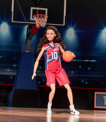 Barbie Signature Doll, Sue Bird With Uniform & Basketball Accessory - Imagem 2 de 6