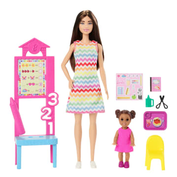 Barbie Teacher Doll With Brunette Fashion Doll, 1 Toddler Doll, & Teaching Accessories - Imagen 5 de 6