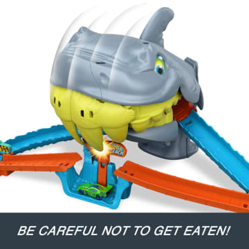 Hot Wheels City Shark Chomp Beach | Mattel