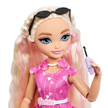 BARBIE DREAM BESTIES™ BARBIE 'MALIBU'™ Doll and Accessories | Mattel