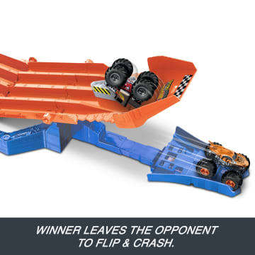 Hot Wheels Monster Trucks Sharks vs Dinos Racedown Destruction Track Set & 2 1:64 Scale Toy Trucks