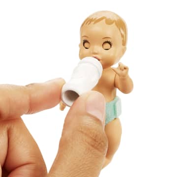 Barbie®-Skipper Baby-Sitter-Coffret Poupée et Accessoires - Image 2 of 6