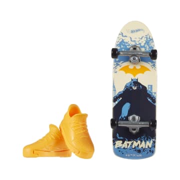 Hot Wheels Skate Veículo de Brinquedo Skateboard BATMAN™ com Tênis