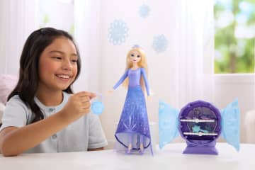 Disney Frozen JEWEL REVEAL Ice Skating Elsa Fashion Doll | Mattel