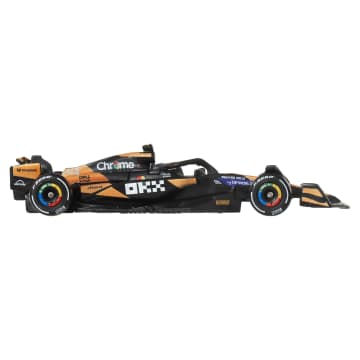 Hot Wheels Collector Vehículo de Juguete Hot Wheels Premium F1 McLaren #4 1:64 Coleccionistas - Image 3 of 5