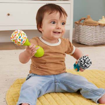 Fisher-Price Rattle ‘n Rock Maracas Set Of 2 Baby Rattles, Newborn Toys, Neutral Colors - Imagen 2 de 6