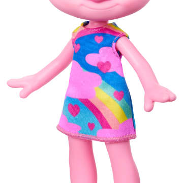 Dreamworks Trolls Fun Fair Surprise Trendsettin’ Queen Poppy Fashion Doll Inspired By The Series