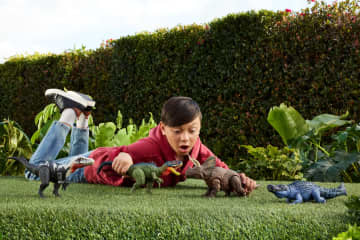 Jurassic World Dinosaurio de Juguete Rebirth Rastreadores Gigantes Purussaurus - Image 2 of 6
