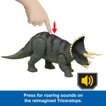JURASSIC WORLD LEGACY COLLECTION REIMAGINED Real Feel Triceratops