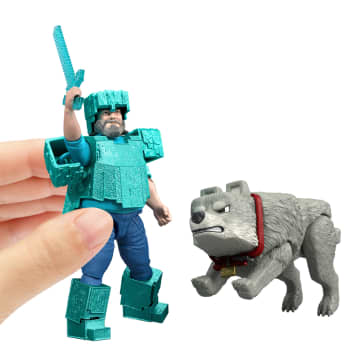 Minecraft Man's Best Wolf Pack With 2 Action Figures & 2 Accessories, Set inspired By The Movie - Image 5 of 6