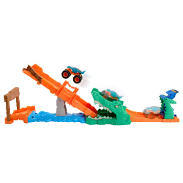HOT WHEELS Monster Trucks CROCODILE CRASH CHALLENGE™ Playset | Mattel