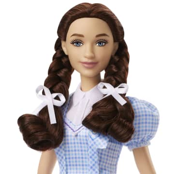 Universal Pictures’ Wicked: For Good Dorothy Gale Doll With Movie-inspired Outfit & 3 Accessories - Imagem 3 de 6
