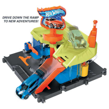 Hot Wheels City Downtown Express Car Wash Playset, With 1 Toy Car - Image 4 of 6