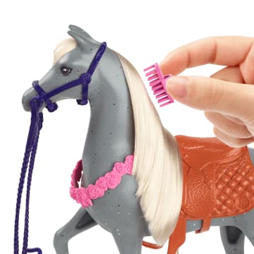 Barbie World Horse Stable Playset With Toy Horse, Jump, & Accessories, 7-Piece Set - Image 2 of 6
