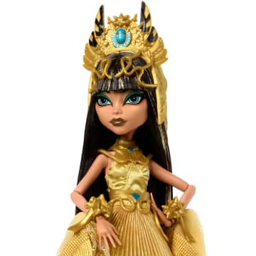 Monster High Muñeca de Colección Howliday Winter Cleo - Imagen 2 de 6