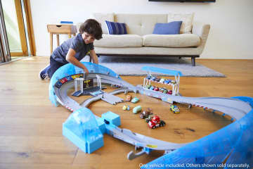 Disney And Pixar Cars Ultimate Florida Speedway Track Set With 1 Car - Imagem 2 de 6