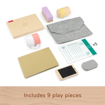 Fisher-Price Wood Pretend Play Work From Home Set, 9-Piece Office Playset With Wooden Toy Laptop & Phone For Preschool Kids Ages 3+ Years - Imagen 5 de 6