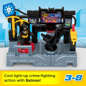 Imaginext DC Super Friends Bat Command Center Playset With Lights & Batman Figure - Imagen 2 de 6