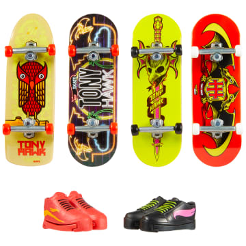 Hot Wheels Skate Vehículo de Juguete Paquete de Patinetas Halcón en una Rama con Tenis