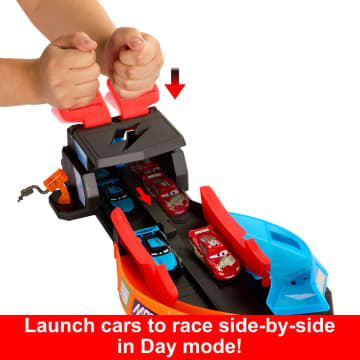 Disney And Pixar Cars Glow Racers Launch & Criss-Cross Playset With 2 Glow-in-The-Dark Vehicles - Image 3 of 6
