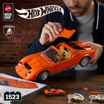 Mattel Brick Shop Hot Wheels '71 Lamborghini Miura P400 SV