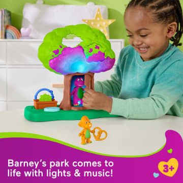 Fisher-Price Barney's World Lights & Sounds Treehouse Playset With Figures For Preschool Kids - Imagen 2 de 6