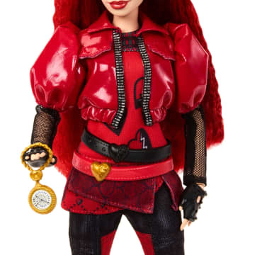 Disney Descendientes: El Ascenso de Red Muñeca Red, Hija de la Reina de Corazone