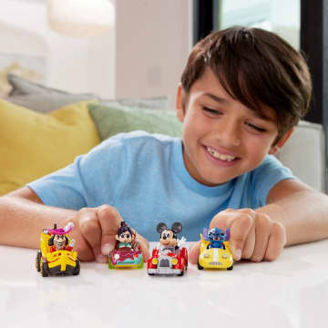 Hot Wheels RacerVerse Vehículo de Juguete Capitán Garfio - Image 2 of 6