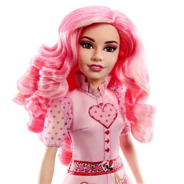 Disney Descendants: The Rise Of Red Singing Bridget, Young Queen Of Hearts Doll, English - Image 3 of 6
