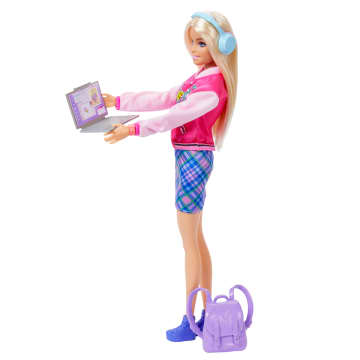 Barbie I Love School Toy Set With & 7 Accessories, Blonde Fashion Doll Wears Removable Look - Image 4 of 6