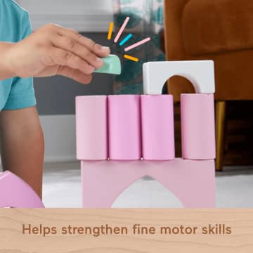 Fisher-Price Wooden Castle Block Set Toddler Stacking Toy, 28 Wood Pieces - Imagem 3 de 5