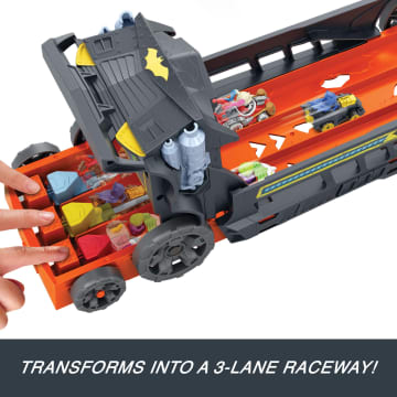 Hot Wheels Racerverse Batman's Escape Chase Track Set, Die-Cast Joker & Batman Toy Cars - Imagem 4 de 6