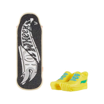 Hot Wheels Skate Veículo de Brinquedo Skateboard Férias com Tênis - Imagem 3 de 4