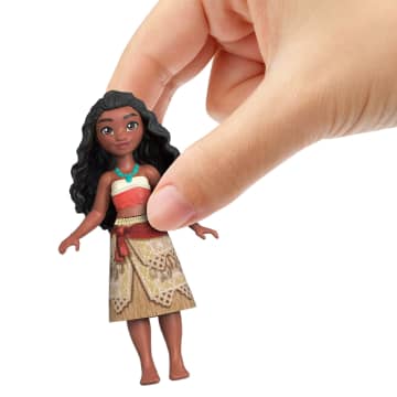 Disney Moana 2 Toys, Moana's Adventure Set With 6 Small Dolls & 2 Accessories - Image 4 of 6