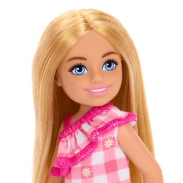 Barbie Chelsea Doll, Small Doll Wearing Removable Checked Dress With Blonde Hair & Blue Eyes - Imagem 2 de 6
