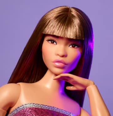 Barbie Looks No. 24 Collectible Doll With Brown Hair And Modern Y2K Fashion - Imagen 3 de 6