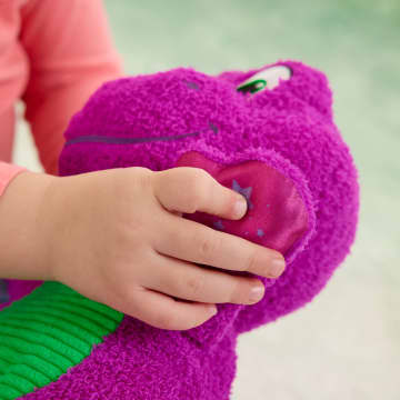 Barney Peluche Sensorial - Imagem 5 de 6