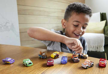 Disney And Pixar Cars Mini Racers Derby Racers Series 10-Pack, Collectible Compact Movie Vehicles