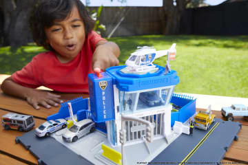 Matchbox Action Drivers Matchbox Police Station Dispatch Playset