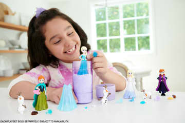 Disney Frozen Snow Color Reveal Small Dolls With 6 Surprises Including Figure And Accessories - Imagem 2 de 6