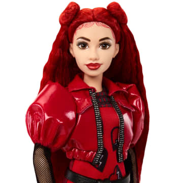 Disney Descendientes: El Ascenso de Red Muñeca Red, Hija de la Reina de Corazone