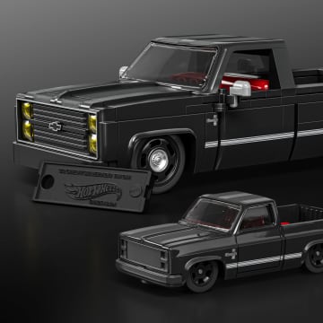 Mattel Brick Shop Hot Wheels '83 Chevy Silverado Building Toy Kit